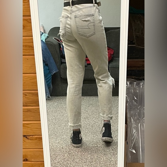 American Eagle High Waisted Jeans - Picture 13 of 13
